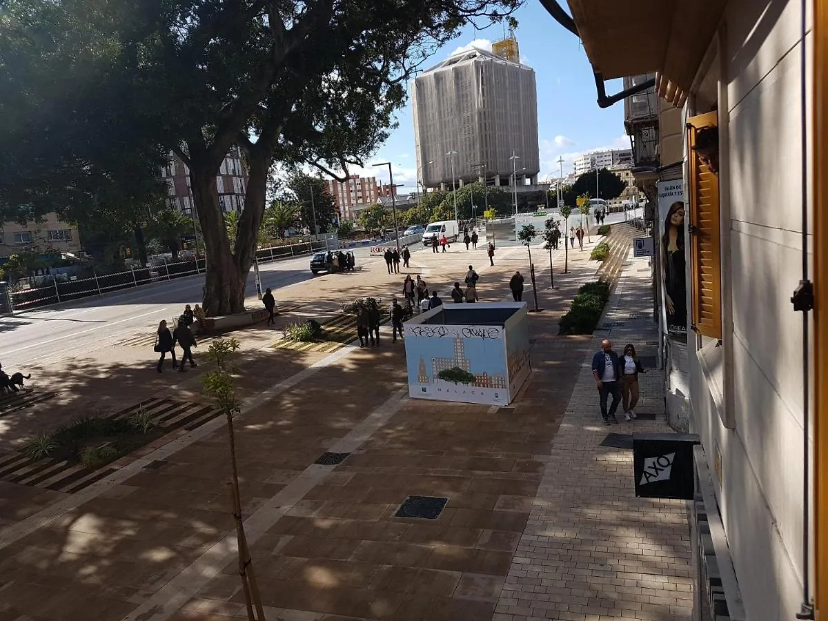 Santa Cruz Apartments Málaga İspanya